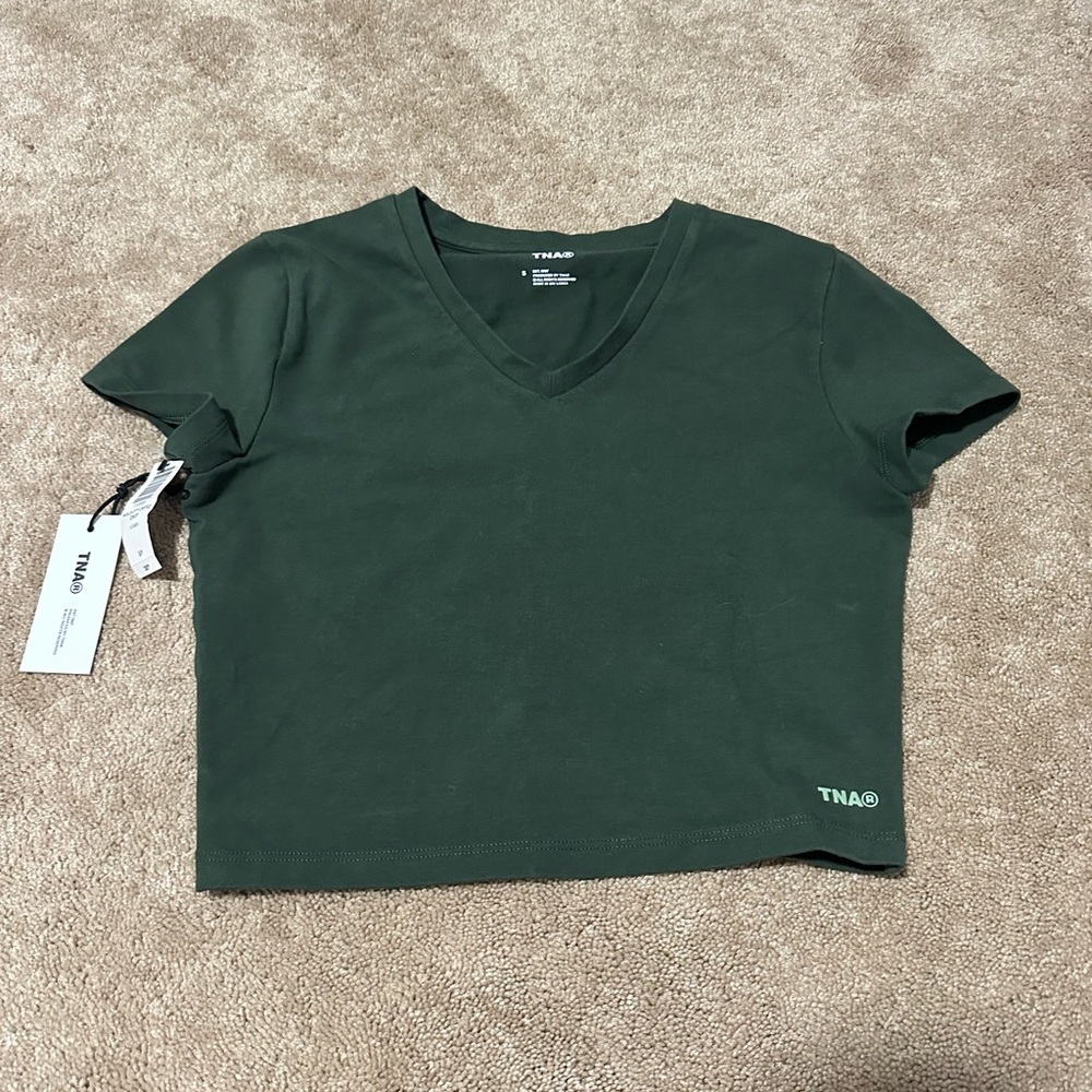 NWT aritzia top size small